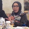 Direktur Jenderal EBTKE, Kementerian ESDM, Eniya Listiani Dewi saat menyampaikan pemaparan dalam Energy Forum di Singosari Ballroom-Hotel Borobudur, Jakarta, Kamis (25/6/2026). (CNBC Indonesia/Muhammad Sabki)