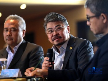 Direktur Utama Pertamina NRE, John Anis saat menyampaikan pemaparan dalam Energy Forum di Singosari Ballroom-Hotel Borobudur, Jakarta, Kamis (25/6/2026). (CNBC Indonesia/Muhammad Sabki)