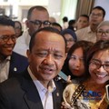 Menteri ESDM, Bahlil Lahadalia saat doorstop dengan media usai menyampaikan pemaparan dalam Energy Forum di Singosari Ballroom-Hotel Borobudur, Jakarta, Kamis (25/6/2026). (CNBC Indonesia/Muhammad Sabki)