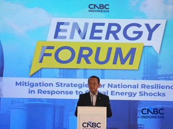 Menteri ESDM, Bahlil Lahadalia saat menyampaikan pemaparan dalam Energy Forum di Singosari Ballroom-Hotel Borobudur, Jakarta, Kamis (25/6/2026). (CNBC Indonesia/Faisal Rahman)