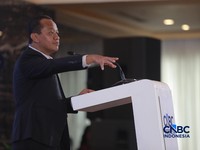 Menteri ESDM, Bahlil Lahadalia saat menyampaikan pemaparan dalam Energy Forum di Singosari Ballroom-Hotel Borobudur, Jakarta, Kamis (25/6/2026). (CNBC Indonesia/Muhammad Sabki)