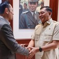 Menteri Pertahanan (Menhan), Sjafrie Sjamsoeddin menerima kunjungan Menteri Koordinator Bidang Infrastruktur dan Pembangunan Kewilayahan RI di Kantor Kementerian Pertahanan, Jakarta, Kamis (25/6/2026). (Instagram/sjafrie.sjamsoeddin)