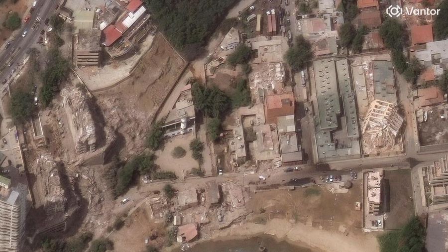 Citra satelit menunjukkan bangunan-bangunan yang runtuh di Playa Puerto Viejo, La Guaira, Venezuela, 25 Juni 2026, setelah dua gempa bumi dahsyat.