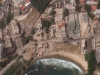 Citra satelit menunjukkan bangunan-bangunan yang runtuh di Playa Puerto Viejo, La Guaira, Venezuela, 25 Juni 2026, setelah dua gempa bumi dahsyat. (Vantor/Handout via REUTERS)