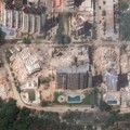 Citra satelit menunjukkan gedung-gedung apartemen yang runtuh di La Guaira, Venezuela, 25 Juni 2026, setelah dua gempa bumi dahsyat. (Vantor/Handout via REUTERS)