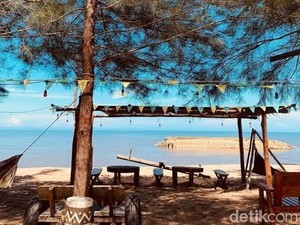 Pantai Sebuai, Surga di Pesisir Kumai yang Dirindukan Saat Akhir Pekan