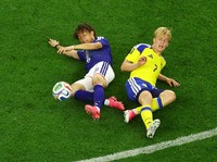 Jepang Tahan Swedia 1-1, Samurai Biru Lolos Grup F Dampingi Belanda