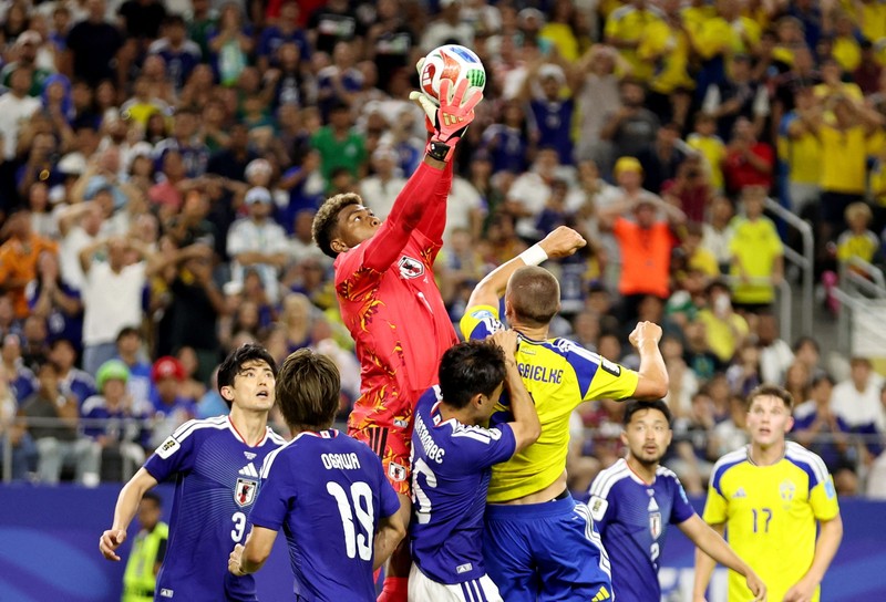 Pertandingan antara Jepang melawan Swedia dalam laga lanjutan babak Grup F Piala Dunia 2026 di Stadion Dallas, Arlington, Texas, AS, Kamis (25/6/2026). IMAGN IMAGES via Reuters/TIM HEITMAN)