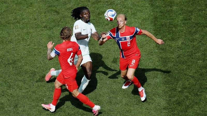 Laga Norwegia vs Prancis pada pertandingan terakhir Grup I Piala Dunia 2026 di Stadion Gillette, Foxborough, Amerika Serikat (AS), Sabtu (27/6/2026) WIB. (REUTERS/Jeenah Moon)