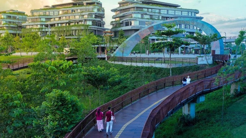 Plaza Seremoni Ibu Kota Nusantara berhasil menorehkan prestasi di tingkat internasional dengan meraih penghargaan Honour Award pada ajang Malaysia Landscape Architecture Awards (MLAA) 2026 untuk kategori Landscape Design Award (Professional Category).  (Dok. OIKN)