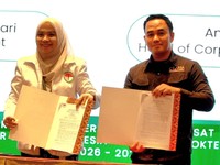 Foto: Momen penandatangan MoU antara PP PDUI dengan CTARSA Foundation oleh Sekretaris Jenderal PP PDUI Dr. Hartati B. Bangsa, MKK. dan Andra Lesmana selaku Head of Corporate Communication CTARSA Foundation di Hotel JS Luwansa, Sabtu (27/6/2026). (Dok