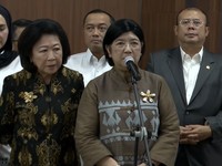 Deputi Gubernur Senior Bank Indonesia (BI), Destry Damayanti saat menyampaikan keterangan kepada awak media di Jakarta, Senin (29/6/2026). (Tangkapan Layar Youtube/Sin Po TV))