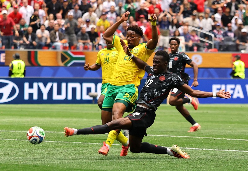 Stephen Eust&aacute;quio merayakan gol pertama Kanada dalam pertandingan babak 32 besar Piala Dunia FIFA 2026 antara Afrika Selatan dan Kanada di Los Angeles Stadium, Inglewood, California, Amerika Serikat, Minggu (28/6/2026). (REUTERS/Matthew Childs)