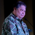 Menteri Koordinator bidang Perekonomian, Airlangga Hartarto memberi sambutan dalam acara Festival Kemudahan dan Pelindungan Usaha Mikro di Gedung Smesco, Jakarta, Senin, (29/6/2026). (CNBC Indonesia/Muhammad Sabki)