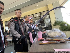 Polda Kalsel Amankan 211 Tersangka Selama 6 Bulan, Ada ABH Simpan Sajam