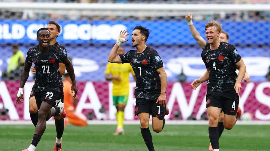 Stephen Eustáquio merayakan gol pertama Kanada dalam pertandingan babak 32 besar Piala Dunia FIFA 2026 antara Afrika Selatan dan Kanada di Los Angeles Stadium, Inglewood, California, Amerika Serikat, Minggu (28/6/2026). (REUTERS/Matthew Childs)