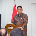 Menteri Keuangan (Menkeu), Purbaya Yudhi Sadewa saat menghadiri penandatangan komitmen hibah lahan PT Lippo Cikarang kepada negara untuk mendukung program 3 Juta Rumah bagi masyarakat berpenghasilan rendah yang berlangsung di Jakarta, Senin (29/6/202