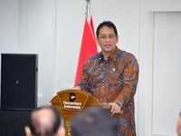 Menteri Keuangan (Menkeu), Purbaya Yudhi Sadewa saat menghadiri penandatangan komitmen hibah lahan PT Lippo Cikarang kepada negara untuk mendukung program 3 Juta Rumah bagi masyarakat berpenghasilan rendah yang berlangsung di Jakarta, Senin (29/6/202