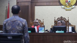 PR Hakim untuk Jaksa Usut Nadiem Pakai TPPU