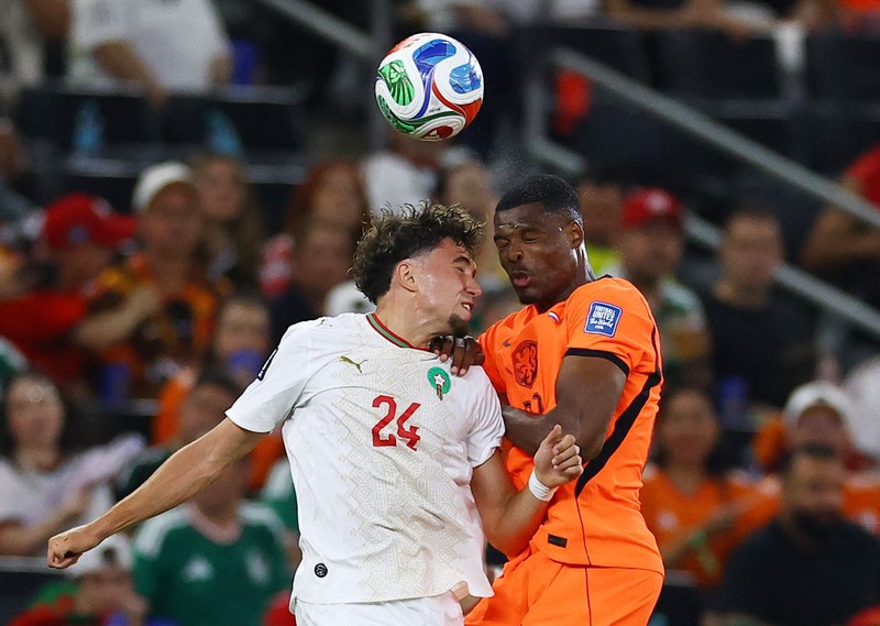 Para pemain Maroko merayakan kemenangan usai pertandingan yang memastikan mereka lolos ke babak 16 besar Piala Dunia FIFA 2026 setelah menyingkirkan Belanda di Estadio Monterrey, Monterrey, Meksiko, Senin (29/6/2026). (REUTERS/Eloisa Sanchez)