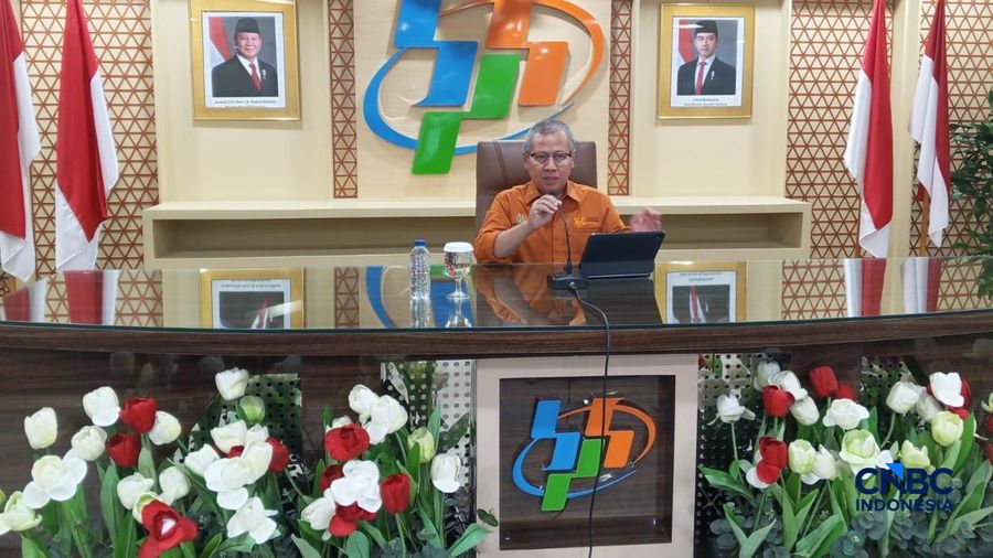 Deputi Bidang Statistik Distribusi dan Jasa BPS. Ateng Hartono. (CNBC Indonesia/Robertus Andrianto)