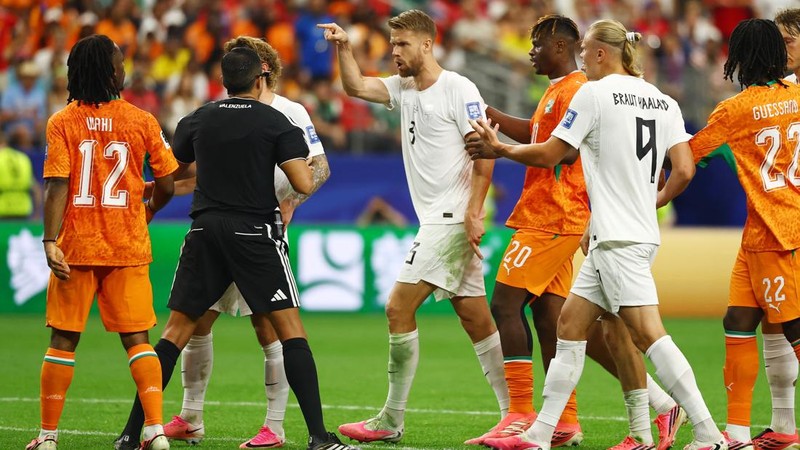 Norwegia mengalahkan Pantai Gading dengan skor 2-1 dalam babak 32 besar Piala Dunia 2026 di Stadion Dallas, Texas, Amerika Serikat, Rabu (1/7) dini hari WIB. (REUTERS/Kai Pfaffenbach)