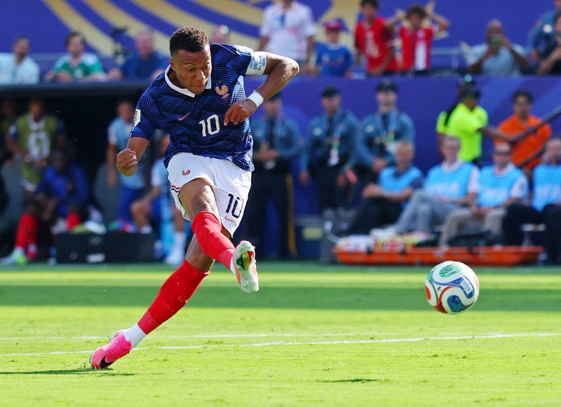 Prancis lolos ke babak 16 besar Piala Dunia 2026 usai menghajar Swedia dengan skor 3-0 di Stadion New York New Jersey, Selasa (30/6) atau Rabu (1/7) WIB. (IMAGN IMAGES via Reuters/Vincent Carchietta)