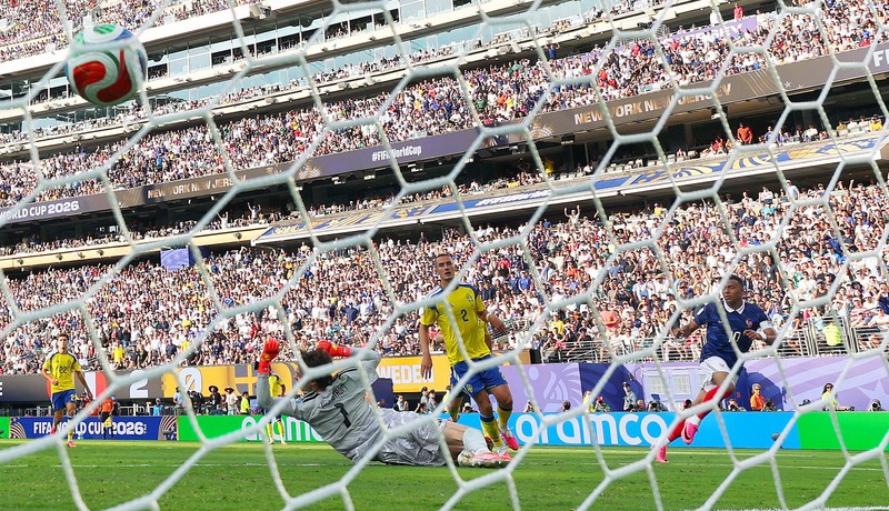 Prancis lolos ke babak 16 besar Piala Dunia 2026 usai menghajar Swedia dengan skor 3-0 di Stadion New York New Jersey, Selasa (30/6) atau Rabu (1/7) WIB. (IMAGN IMAGES via Reuters/Vincent Carchietta)