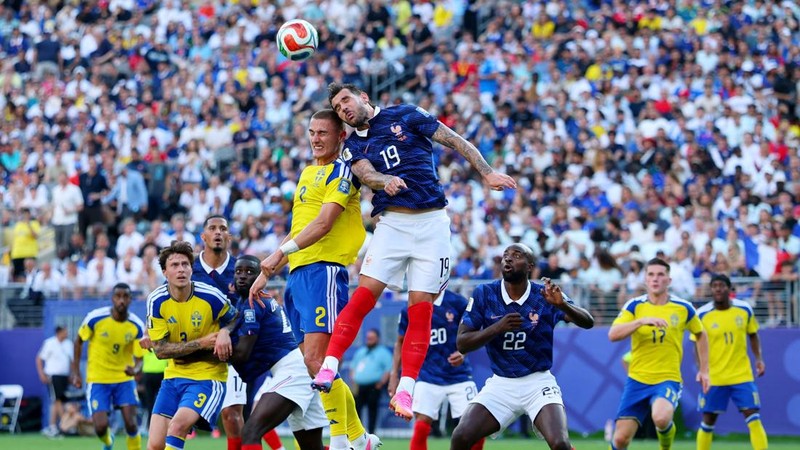 Prancis lolos ke babak 16 besar Piala Dunia 2026 usai menghajar Swedia dengan skor 3-0 di Stadion New York New Jersey, Selasa (30/6) atau Rabu (1/7) WIB. (REUTERS/Mike Segar)