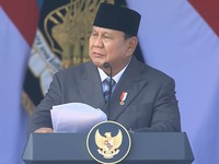 Presiden Prabowo Subianto saat menghadiri Upacara Peringatan ke-80 Hari Bhayangkara Tahun 2026 di Kab. Bogor, Rabu. (1/7/2026). (YouTube/Sekretariat Presiden)