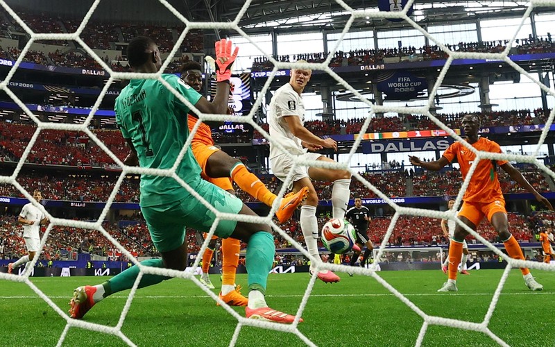 Norwegia mengalahkan Pantai Gading dengan skor 2-1 dalam babak 32 besar Piala Dunia 2026 di Stadion Dallas, Texas, Amerika Serikat, Rabu (1/7) dini hari WIB. (MAGN IMAGES via Reuters/Tim Heitman)