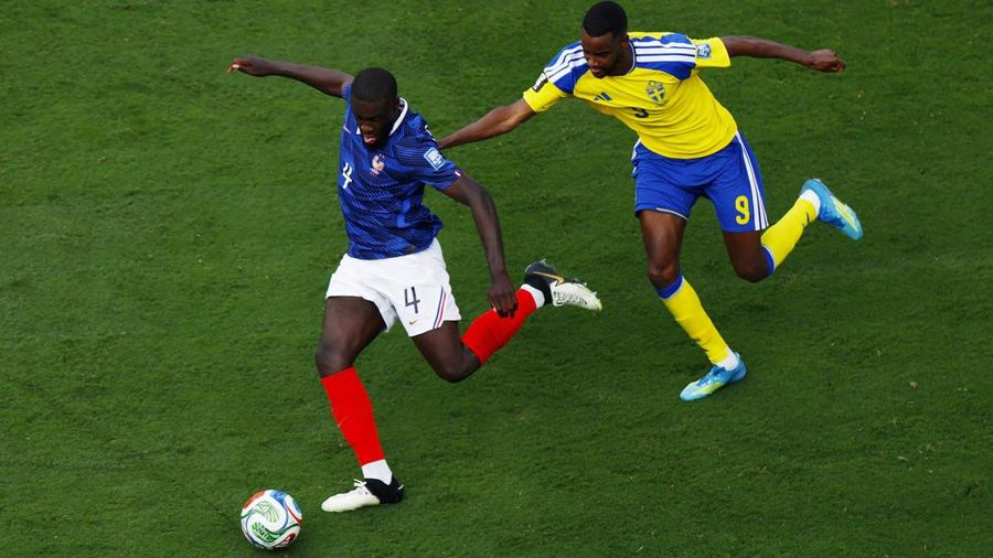 SOCCER-WORLDCUP-FRA-SWE/