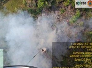 Lahan 2 Hektare di Muba Terbakar, Helikopter Lakukan 30 Kali Water Bombing