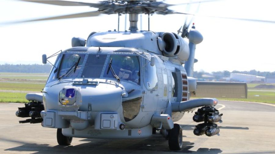 Skuadron 725 melakukan uji tembak rudal AGM-114N Hellfire dari helikopter MH-60R Seahawk ‘Romeo’. (Dok. navy.gov.au)