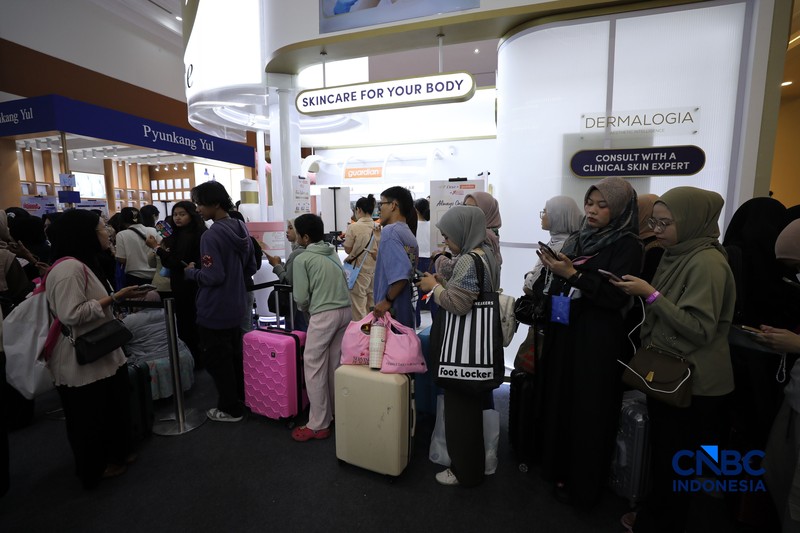 Suasana acara Jakarta X Beauty 2026, di Jakarta International Convention Center (JCC) Jakarta, Kamis (2/7/2026). (CNBC Indonesia/Tri Susilo)
