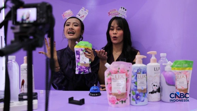Suasana acara Jakarta X Beauty 2026, di Jakarta International Convention Center (JCC) Jakarta, Kamis (2/7/2026). (CNBC Indonesia/Tri Susilo)