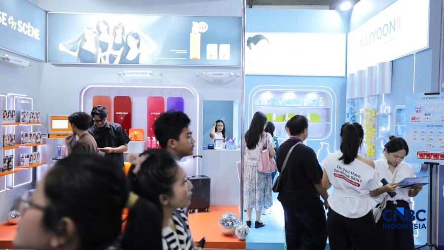 Suasana acara Jakarta X Beauty 2026, di Jakarta International Convention Center (JCC) Jakarta, Kamis (2/7/2026). (CNBC Indonesia/Tri Susilo)