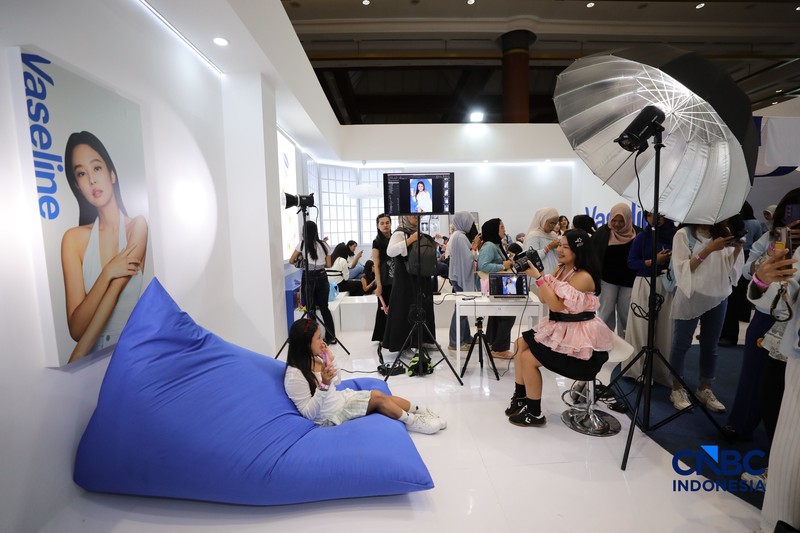 Suasana acara Jakarta X Beauty 2026, di Jakarta International Convention Center (JCC) Jakarta, Kamis (2/7/2026). (CNBC Indonesia/Tri Susilo)