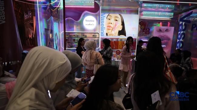 Jakarta X Beauty Datang Lagi, Pengunjung Antre Serbu Diskon