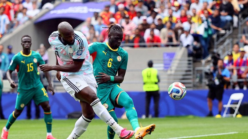 Tim nasional Belgia memastikan tempatnya di babak 16 besar Piala Dunia 2026, setelah meraih kemenangan dramatis atas Senegal (3-2), Kamis (2/7) dini hari WIB di Stadion Seattle, Amerika Serikat, dalam babak 32 besar Piala Dunia 2026. (IMAGN IMAGES via Reuters/BLAKE DAHLIN)