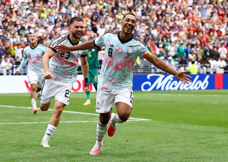 Tim nasional Belgia memastikan tempatnya di babak 16 besar Piala Dunia 2026, setelah meraih kemenangan dramatis atas Senegal (3-2), Kamis (2/7) dini hari WIB di Stadion Seattle, Amerika Serikat, dalam babak 32 besar Piala Dunia 2026. (IMAGN IMAGES via Reuters/BLAKE DAHLIN)