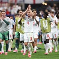 Tim nasional Inggris sukses melaju ke babak 16 besar Piala Dunia 2026 setelah menumbangkan Republik Demokratik Kongo dengan skor 2-1 dalam laga babak 32 besar di Stadion Mercedes-Benz, Atlanta, Amerika Serikat, pada Rabu (1/7/2026) waktu setempat.