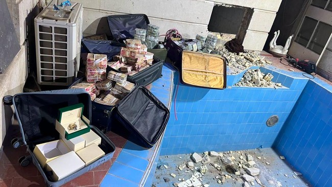 Terungkap! Potret Uang Rp 251 M di Balik Dinding Rumah Wakil Menteri