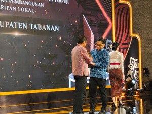 Pemkab Tabanan Raih Inovasi Pembangunan Terpuji detikBali-Nusra Awards 2026