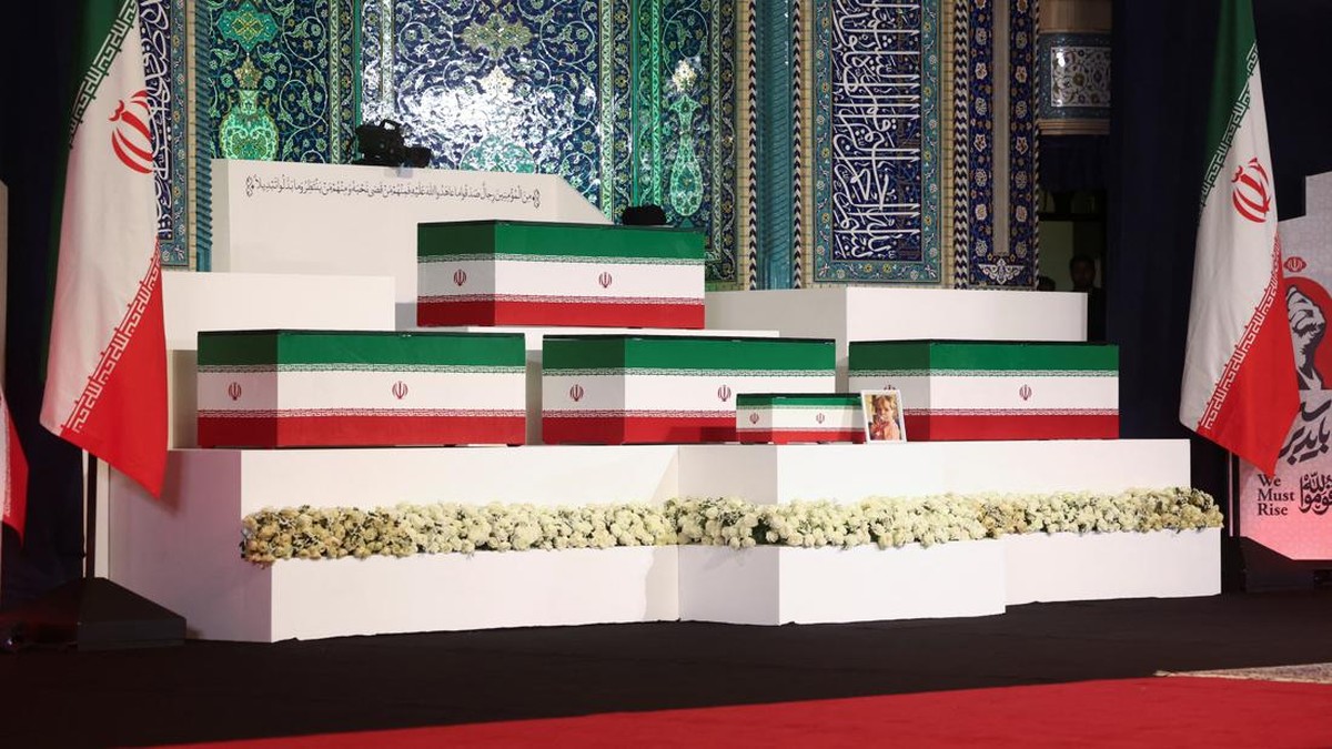 Jenazah Khamenei Disemayamkan, 20 Juta Orang Diperkirakan Hadir