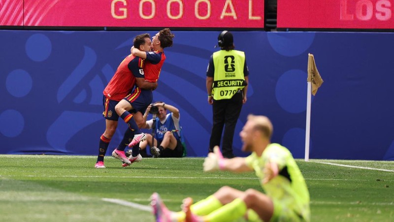 Spanyol menaklukkan Austria denhgan skor akhir 3-0 pada babak 32 besar Piala Dunia 2026 di Stadion Los Angeles, Kamis (2/7) atau Jumat (3/7) dini hari WIB. (IMAGN IMAGES via Reuters/KIYOSHI MIO)