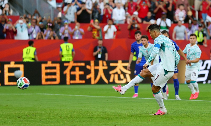 Timnas Portugal memastikan diri melaju ke babak 16 besar Piala Dunia 2026 usai menyingkirkan Kroasia dengan skor 2-1 di Toronto Stadium, Jumat (3/7/2026) pagi WIB. (REUTERS/Dylan Martinez)
