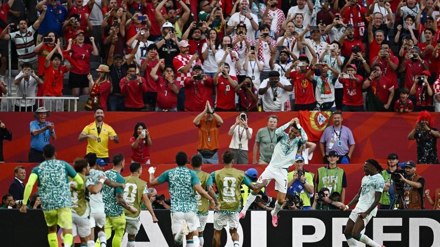 Timnas Portugal memastikan diri melaju ke babak 16 besar Piala Dunia 2026 usai menyingkirkan Kroasia dengan skor 2-1 di Toronto Stadium, Jumat (3/7/2026) pagi WIB. (REUTERS/Dylan Martinez)