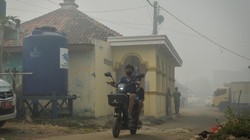 Polusi Asap TPA Jatiwaringin Ancam Kesehatan Warga