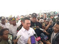 Menteri Pertanian (Mentan) Amran Sulaiman dalam acara Tanam Padi Bersama di Distrik Semangga, Merauke, Papua Selatan, Sabtu (4/7/2026).  (CNBC Indonesia/Martyasari Rizky)
